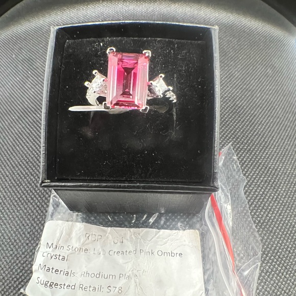 Pink Ombré Ring - Picture 2 of 6